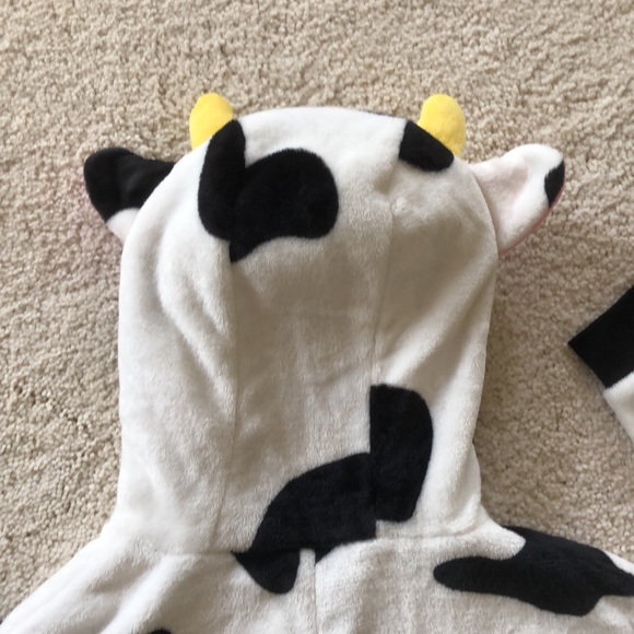 Adult Onesie Halloween Cow Costume - Picture 6 of 16